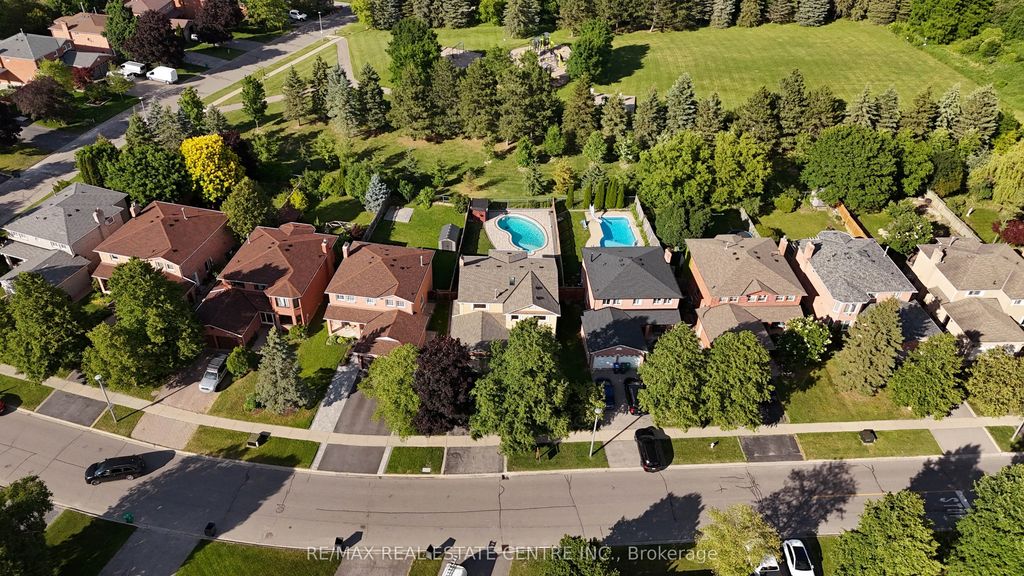 23 Deer Valley Drive, Caledon