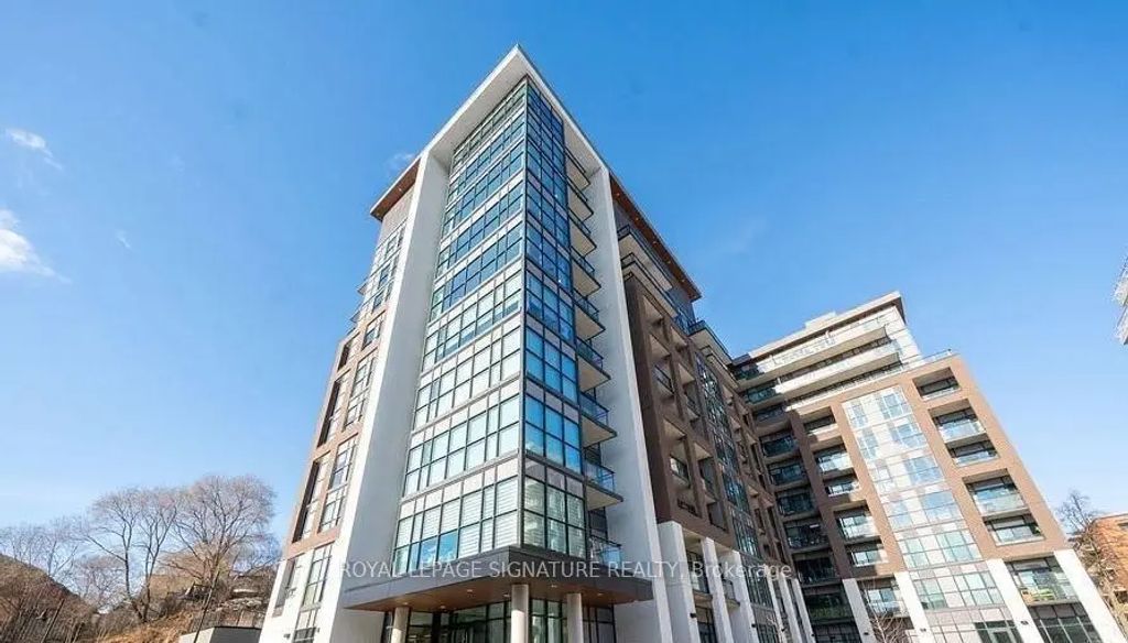 25 Neighbourhood Lane 1012, Toronto W07