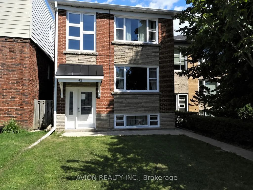 42 Emerald Crescent 2, Toronto W06
