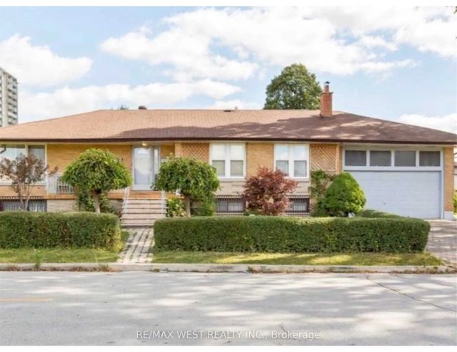 43 Playfair Avenue, Toronto W04