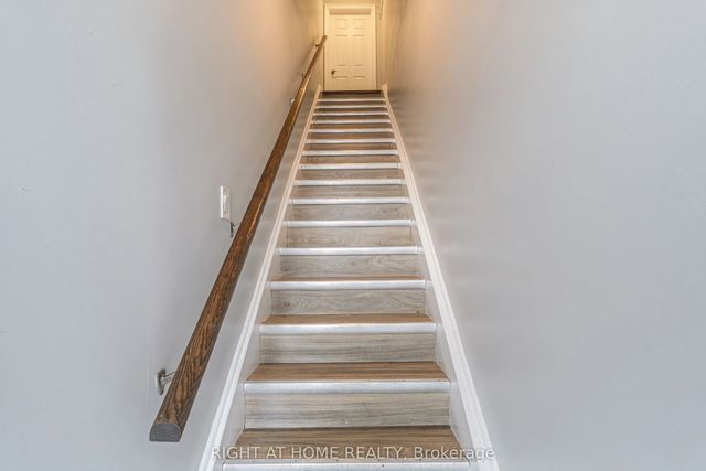 1132 The Queensway Avenue A, Toronto W07