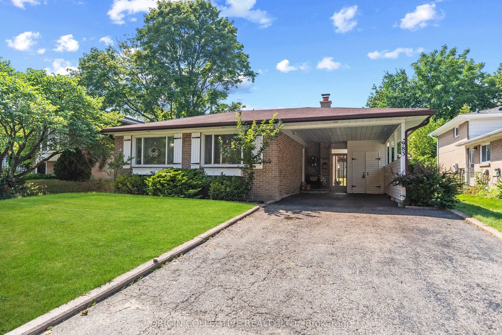 983 Parthia Crescent, Mississauga