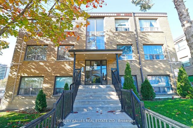 500 Gilbert Avenue 209, Toronto W03