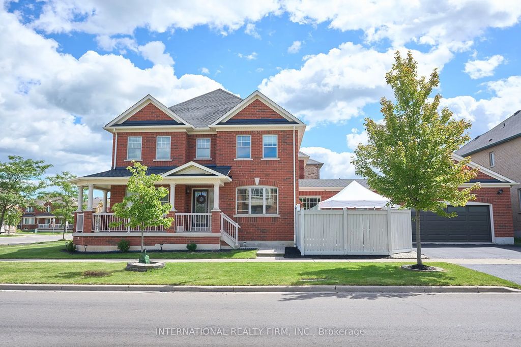 212 Pringle Avenue, Milton