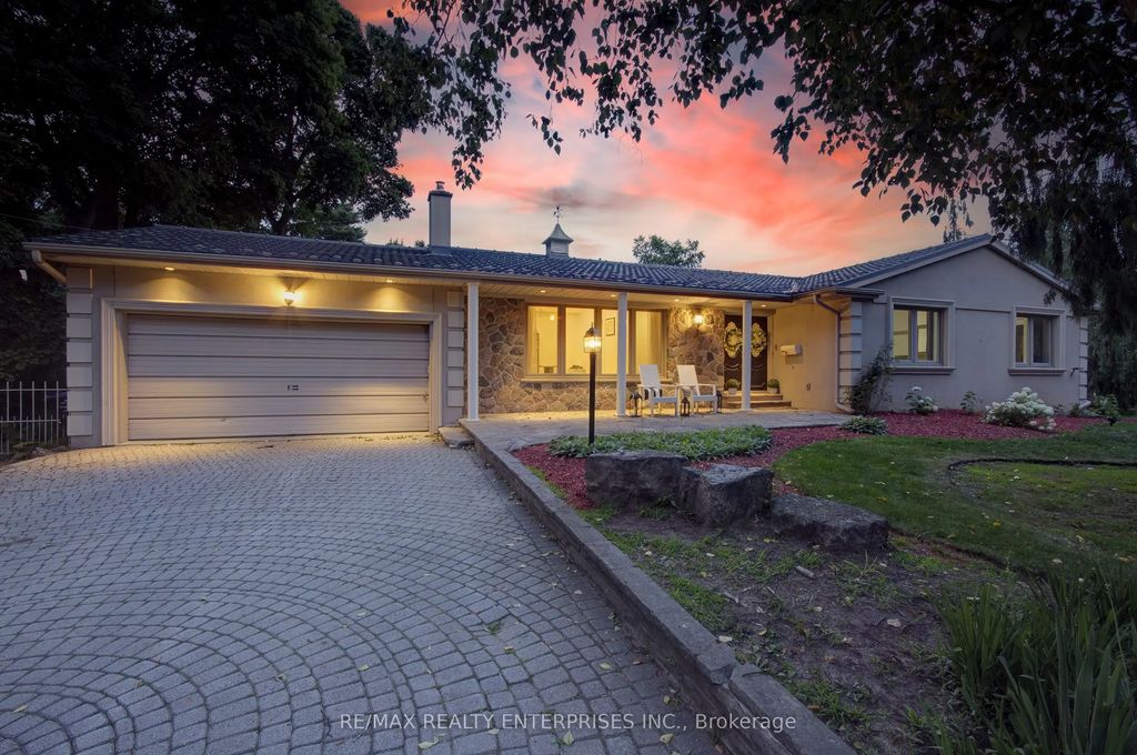 551 Cochise Crescent, Mississauga
