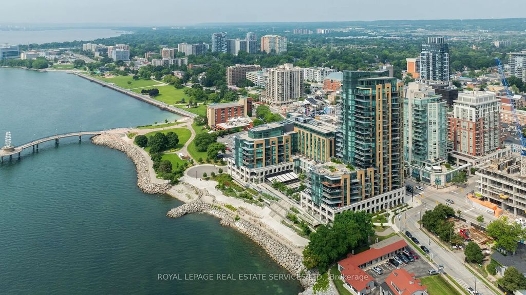2060 Lakeshore Road 1802, Burlington