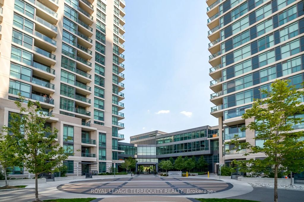215 Sherway Gardens Road 2810, Toronto W08