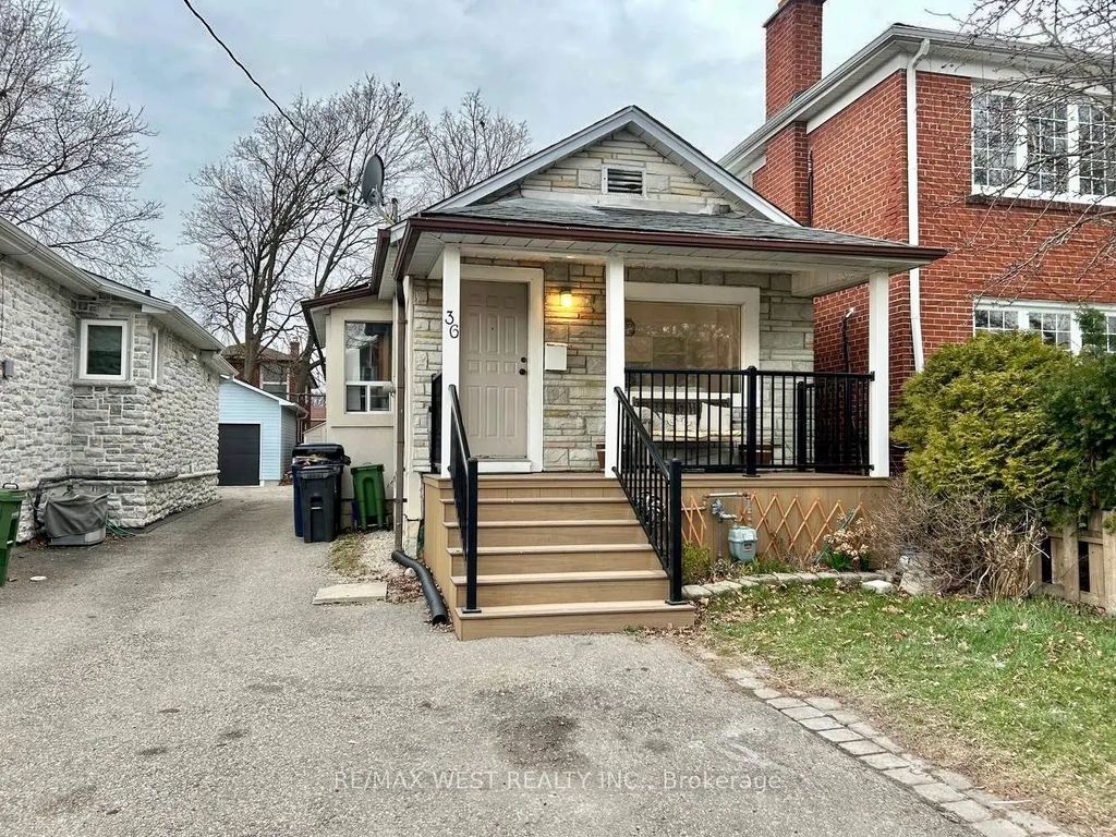 36 Fourteenth Street E, Toronto W06