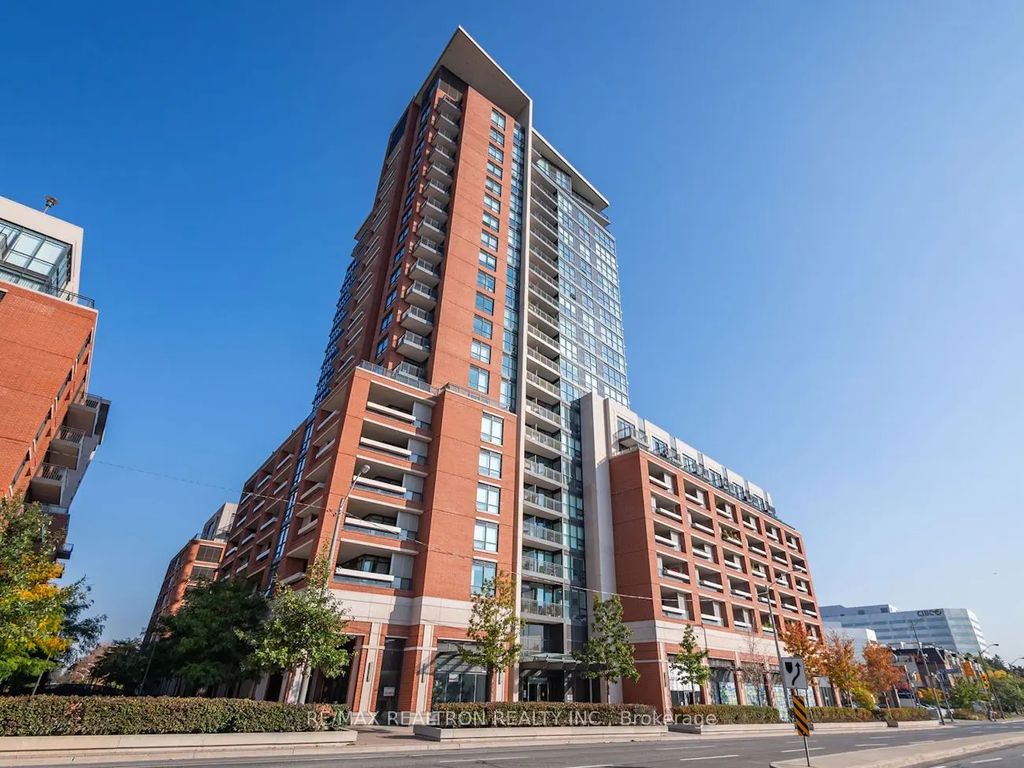 800 Lawrence Avenue W 523, Toronto W04
