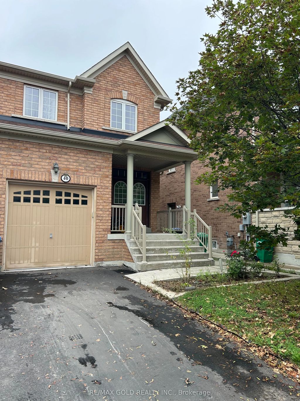 40 Loftsmoor Drive, Brampton