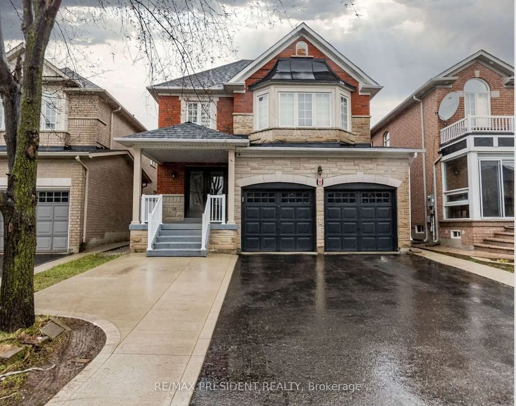 8 River Heights Drive, Brampton