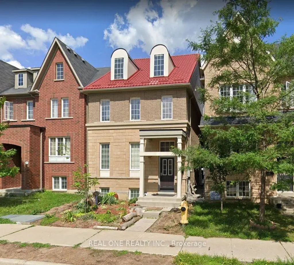 15 Hackett Avenue, Toronto W05
