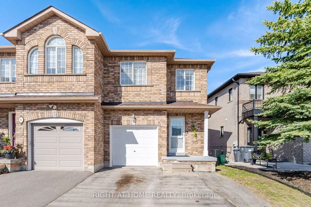 8 Richelieu Court, Caledon