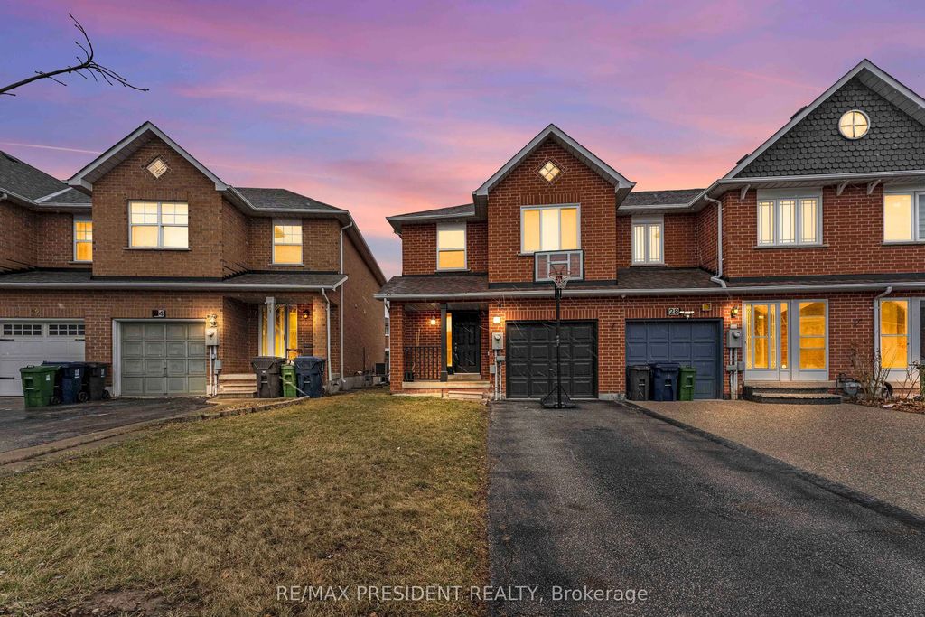 26 Mattari Court, Toronto W10
