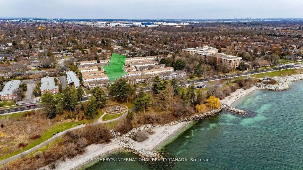 5475 Lakeshore Road 113, Burlington