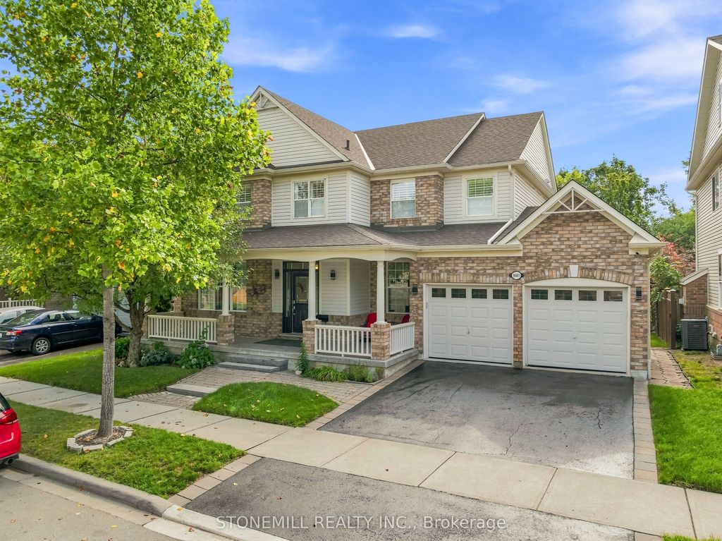 1661 Dempsey Crescent, Milton