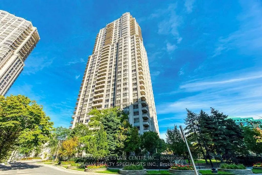 25 Kingsbridge Garden Circle 2422, Mississauga