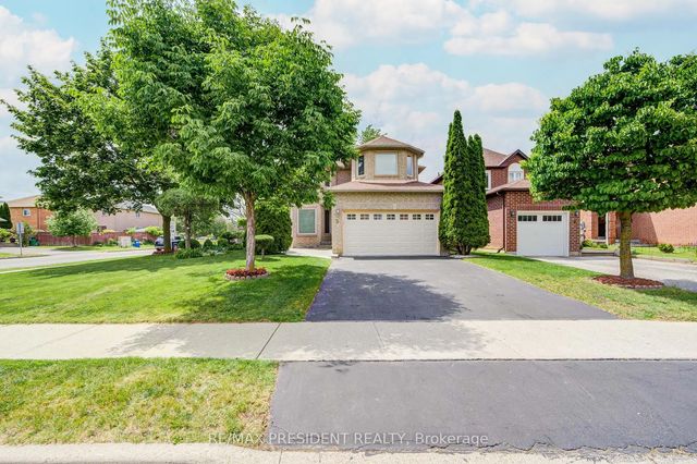 2 Banner Road, Brampton