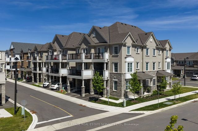 1317 Leriche Way 86, Milton