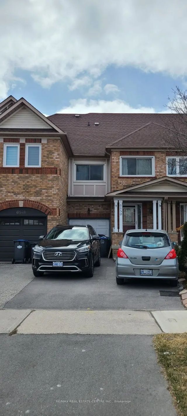 6850 Dillingwood Drive, Mississauga