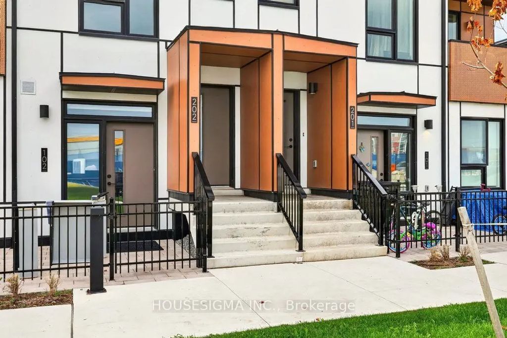 30 All Nations Drive Th202, Brampton