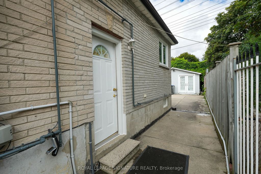 674 Abana Road, Mississauga