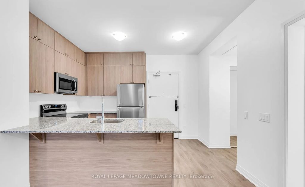 460 Gordon Krantz Avenue 511, Milton