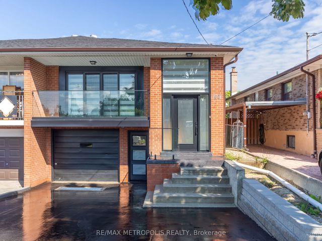 62 Davelayne Road Upper, Toronto W05
