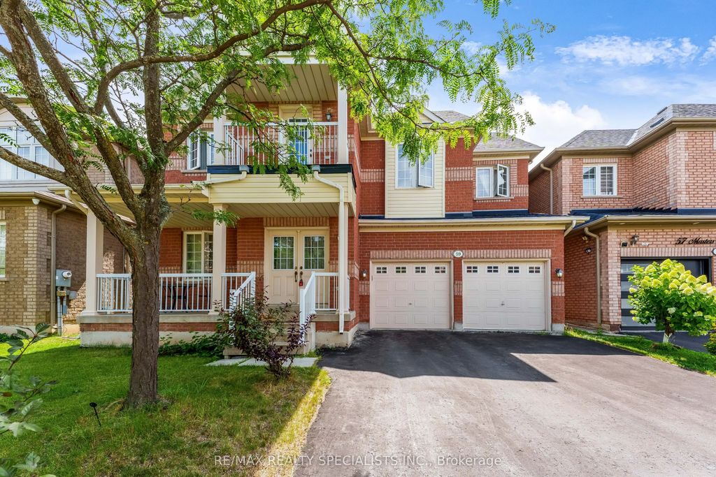 59 Masters Green Crescent, Brampton