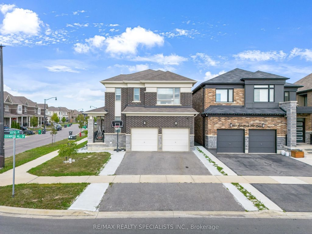 1 Boothill Drive, Brampton