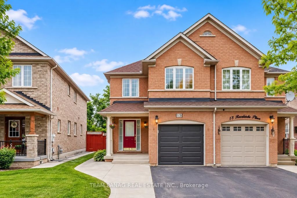 15 Revelstoke Place, Brampton