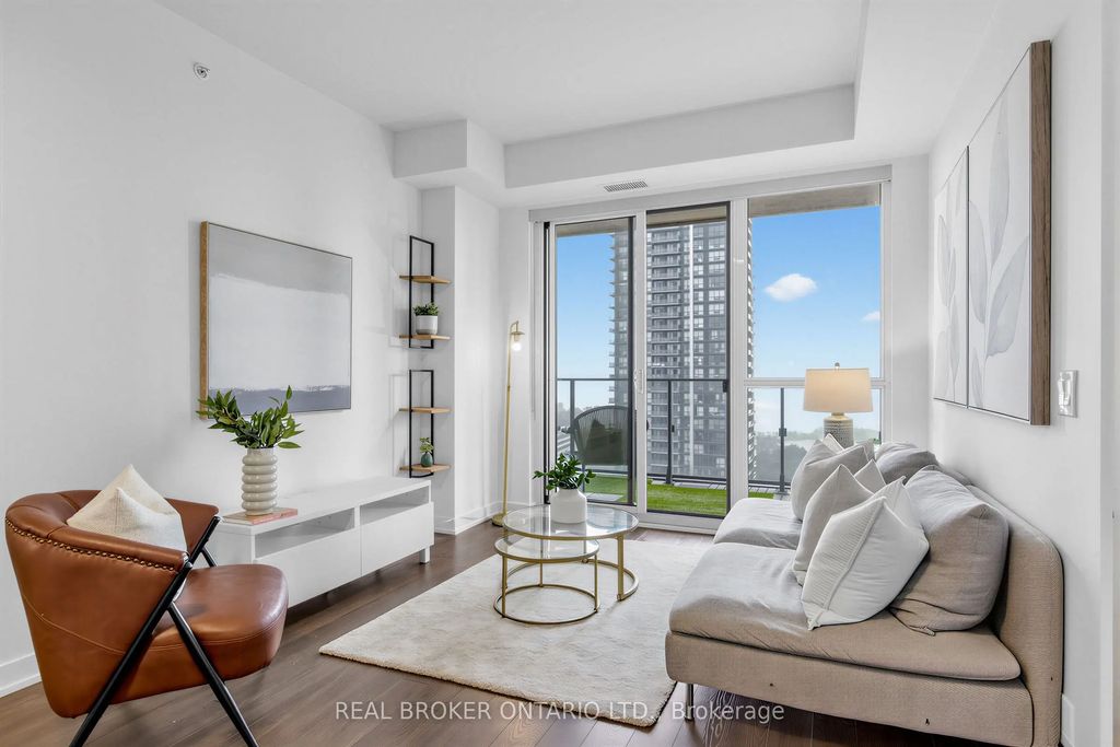 10 Park Lawn Road 1910, Toronto W06