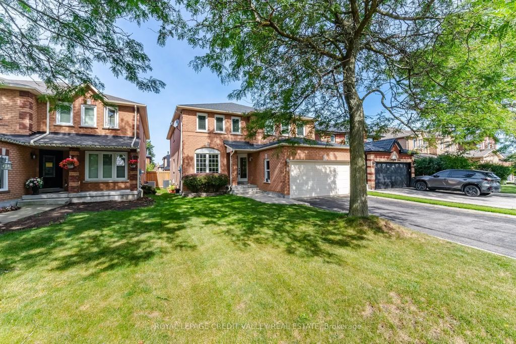 8 Livingston Drive, Caledon