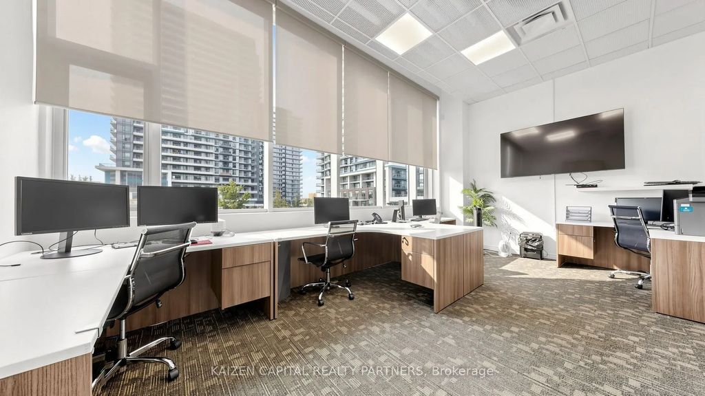 2520 Eglinton Avenue W 222, Mississauga