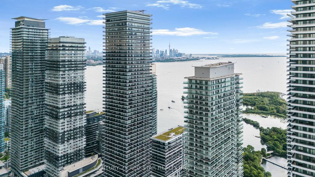 65 Annie Craig Drive 316, Toronto W06