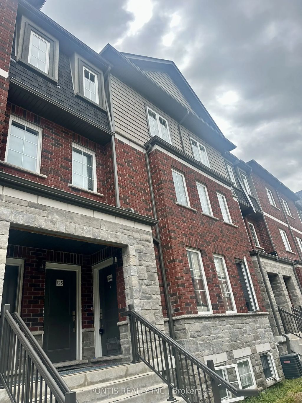 445 Ontario Street S 126, Milton