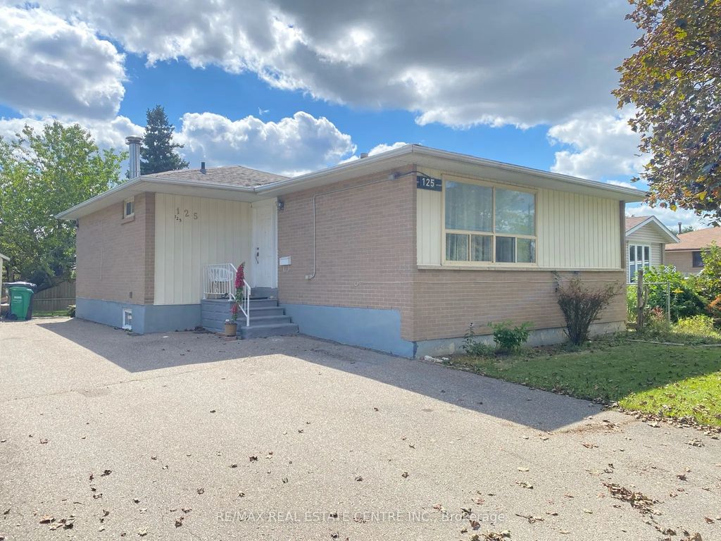 125 Rutherford Road N, Brampton