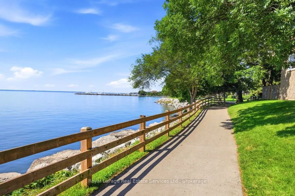 2120 Marine Drive 5, Oakville