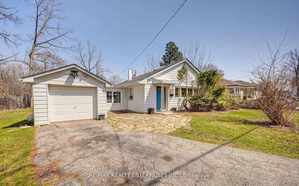 1235 Old River Road, Mississauga
