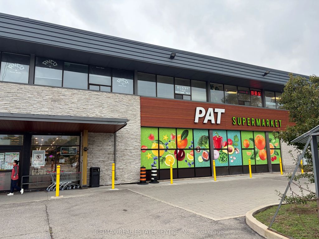 333 Dundas St E Street, Mississauga