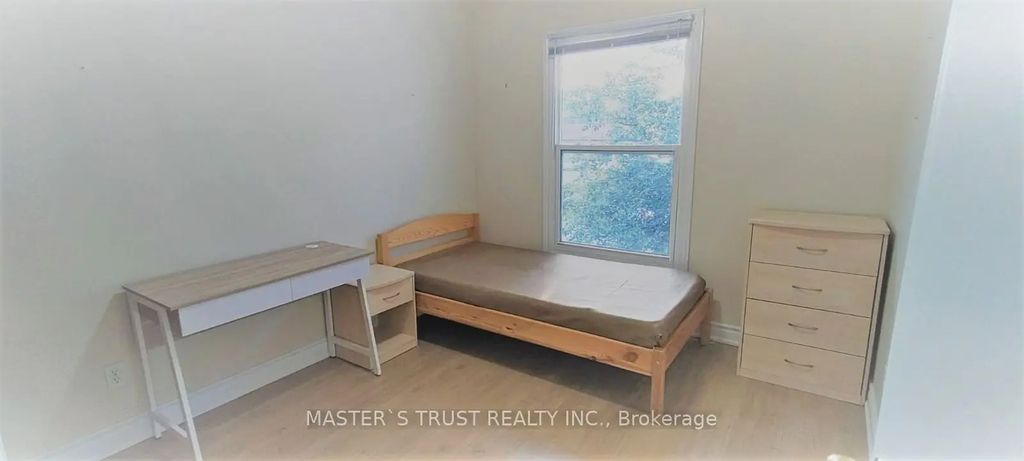 95 Orsett Street Rm 2, Oakville
