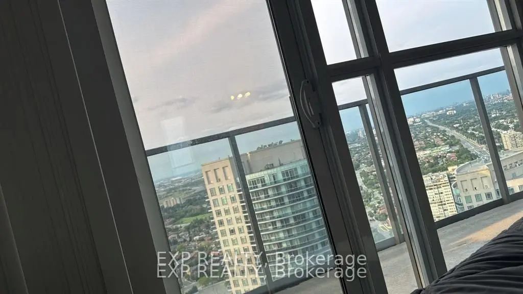 60 Absolute Avenue 3707, Mississauga