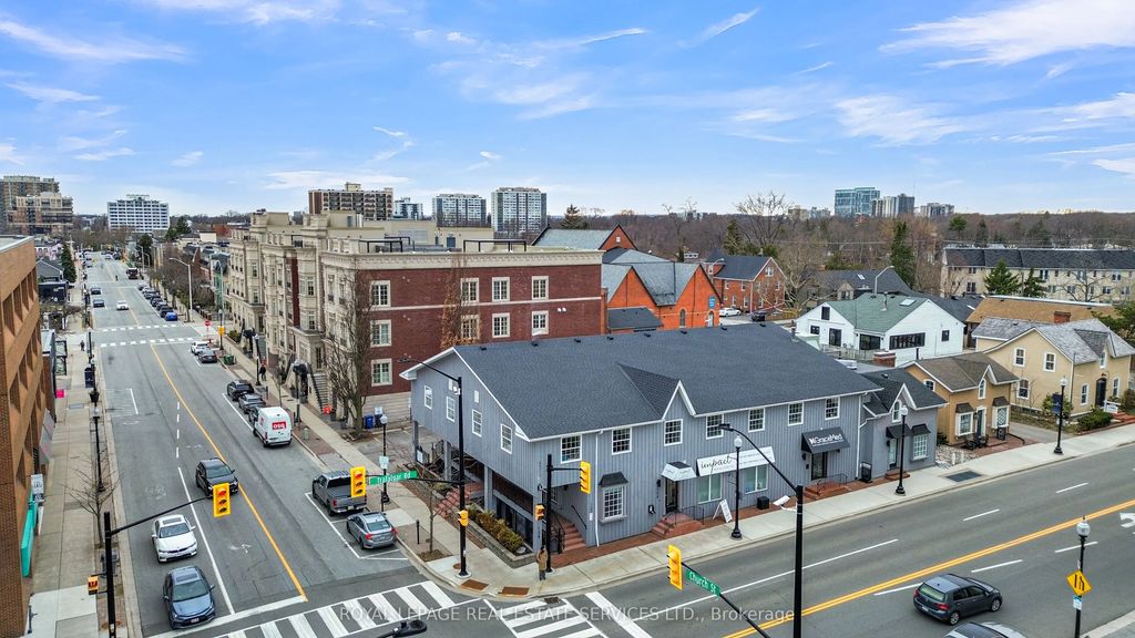 130 Trafalgar Road, Oakville