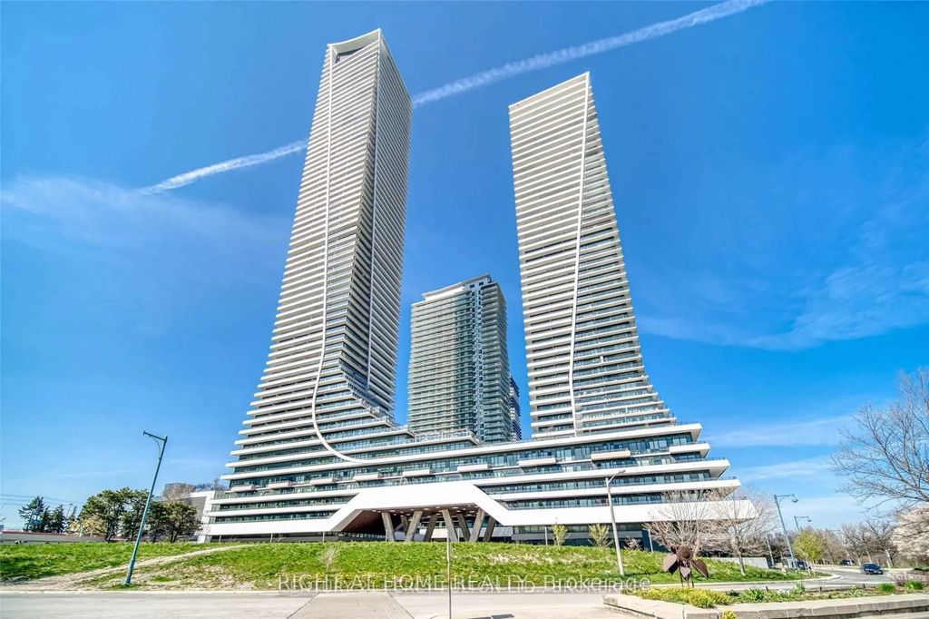 30 Shore Breeze Drive 4320, Toronto W06