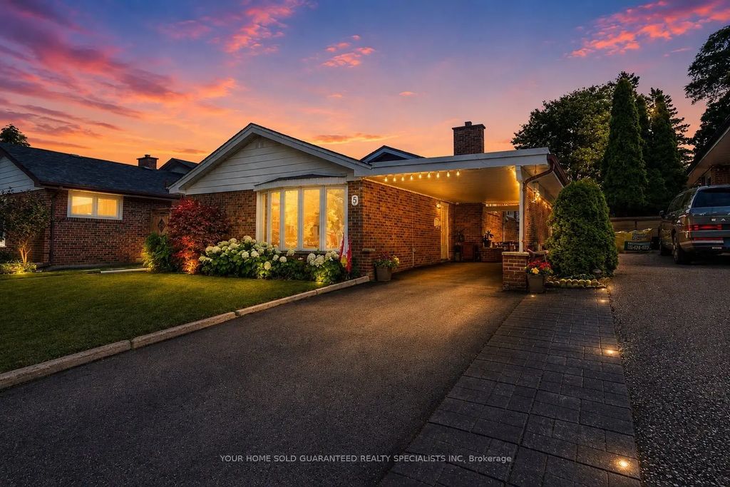 5 Hallow Crescent, Toronto W10