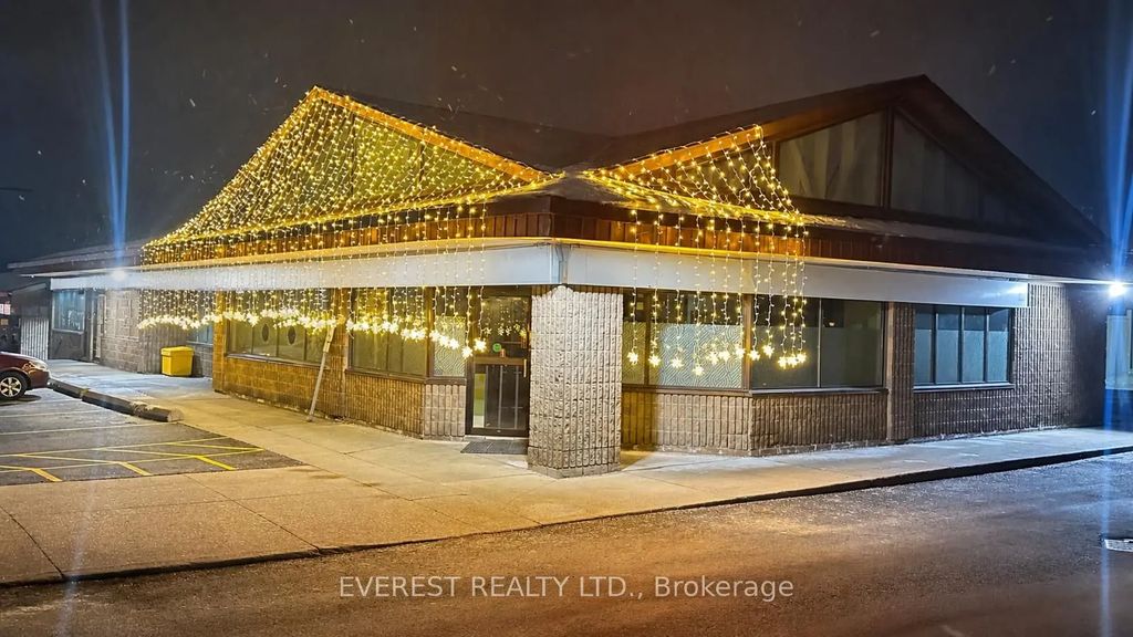 148 Queen Street W 9, Brampton