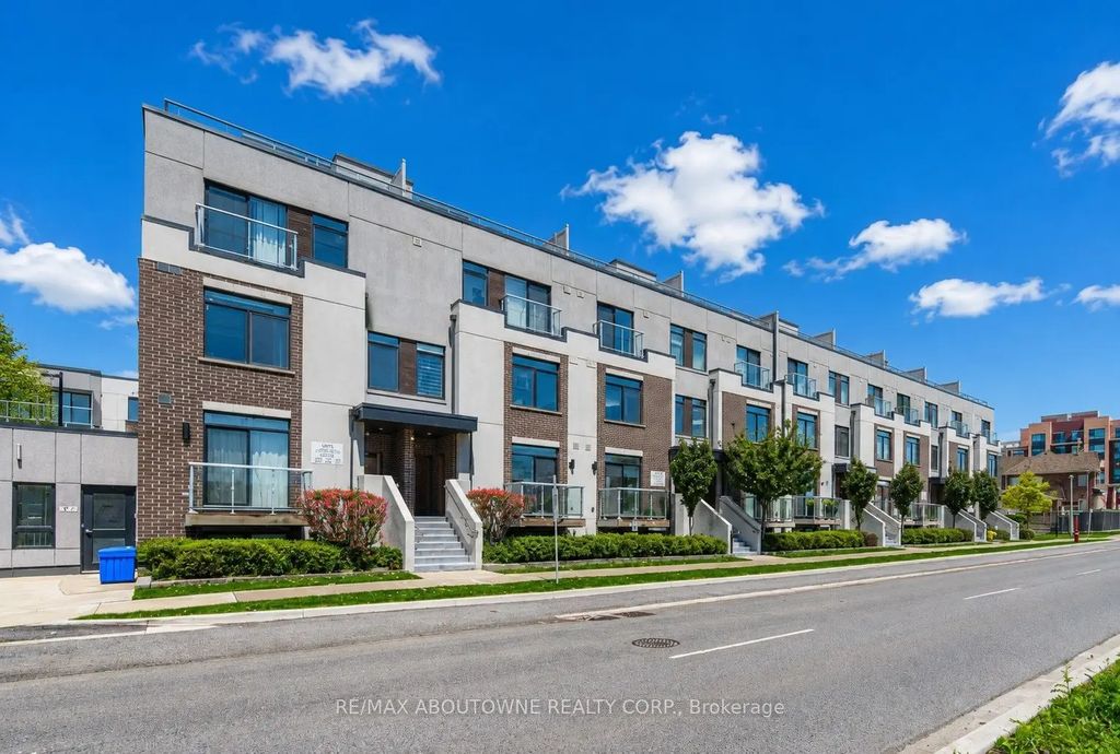 3078 Sixth Line 321, Oakville