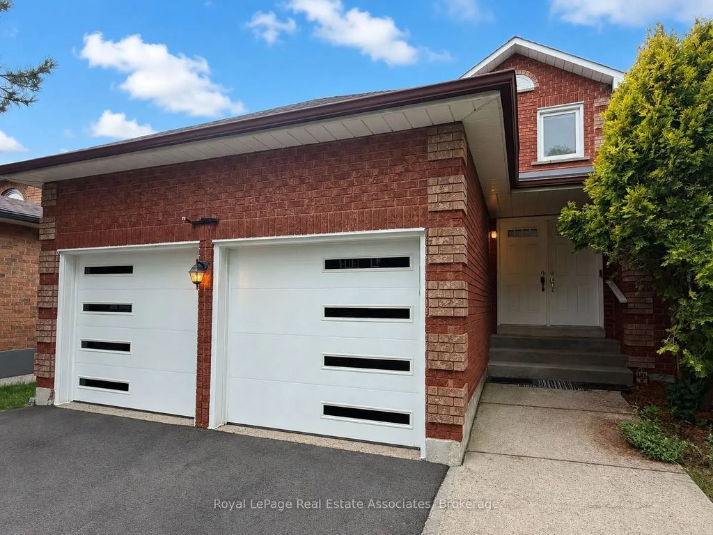 2551 Wynten Way, Oakville