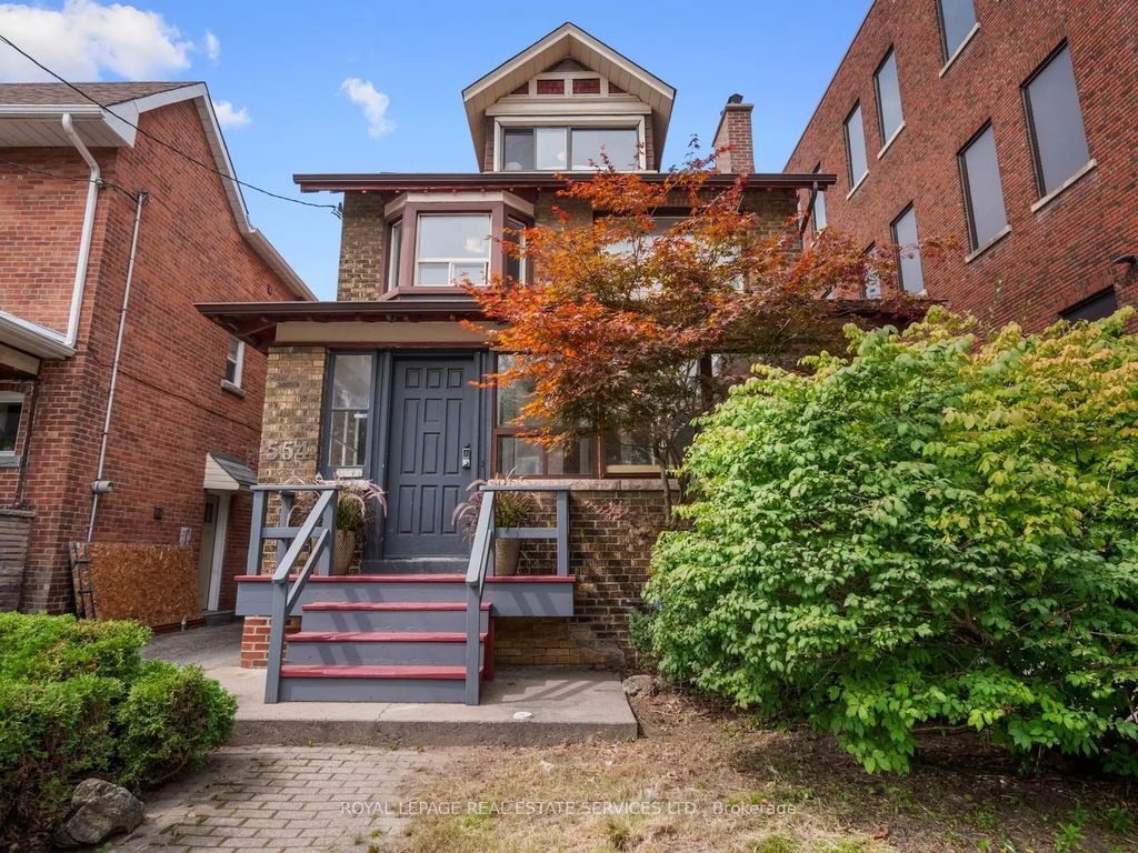554 Runnymede Road, Toronto W02
