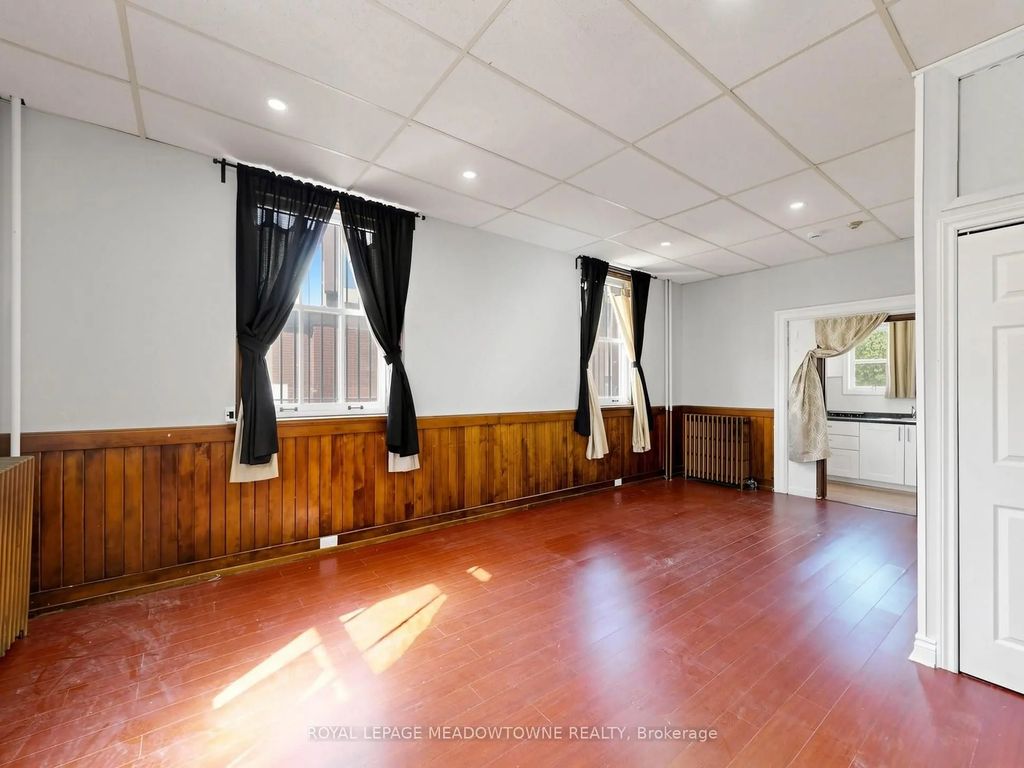 70 Mill Street 7, Halton Hills